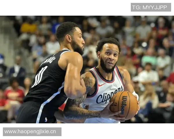 弗拉格解析持球策略助力后卫减压应对全场紧逼挑战