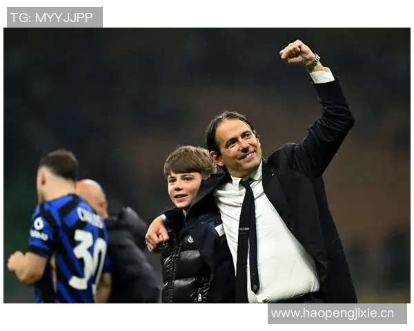 国米球探现场考察小罗比尼奥将与其经纪人进行深入洽谈