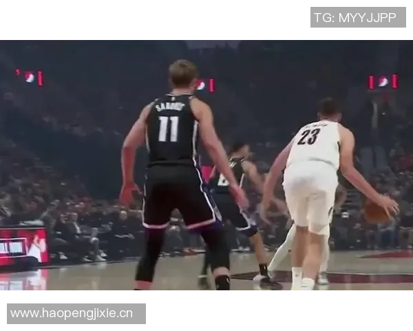 小杨单节狂砍14分克林根无奈感叹自己成了替补角色 小杨单节狂砍14分克林根无奈感叹自己成了替补角色