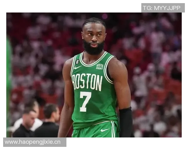 杰伦布朗独揽41分难救球队双拳难敌四手的尴尬局面 杰伦布朗独揽41分难救球队双拳难敌四手的尴尬局面