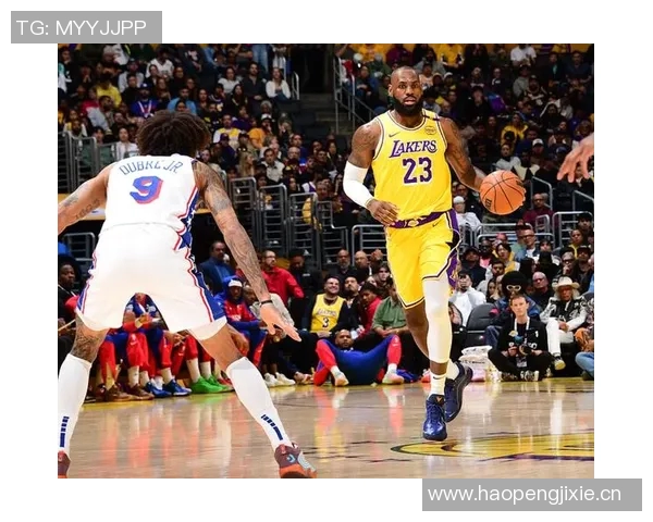 浓眉状态低迷半场表现不佳仅得8分7板并出现两次失误 浓眉状态低迷半场表现不佳仅得8分7板并出现两次失误