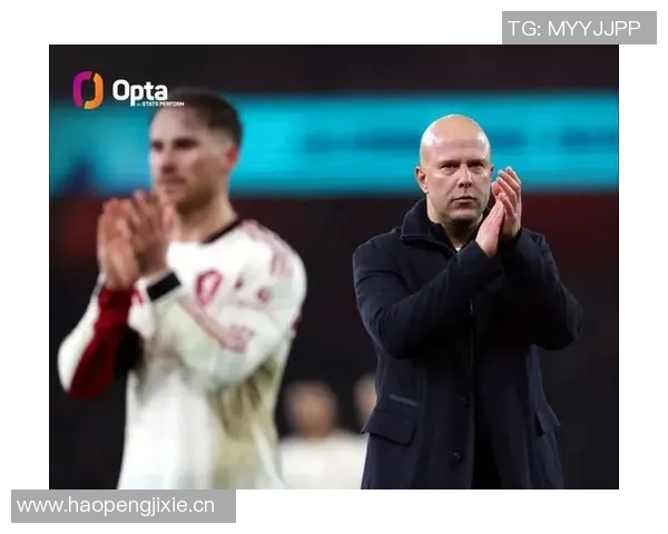 媒体人揭秘申花门将教练罗伯茨的辉煌履历曾任阿森纳米兰教练并在华夏执教