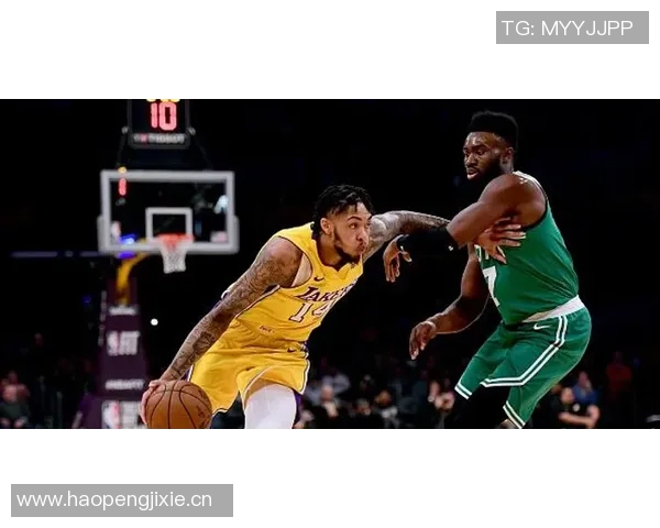 休斯敦铁锁显威力阿门主成功限制杰伦布朗投篮表现惨淡