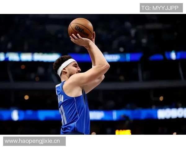 克莱半场高效表现15分5助攻三分命中率出色正负值显著提升