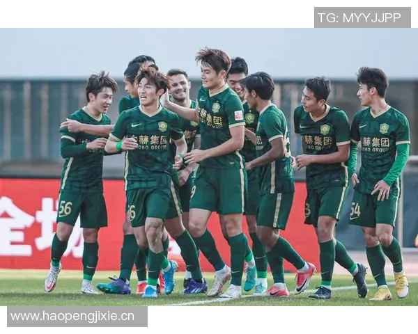 曲刚寄语职业球员坚持信念面临降级压力希望不放弃努力拼搏