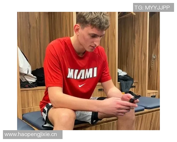 约维奇欧锦赛表现抢眼场均128分4篮板22助攻三项命中率超180俱乐部